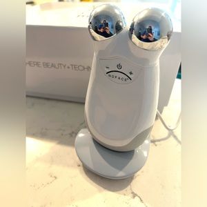 NuFace Trinity Facial Toning Device